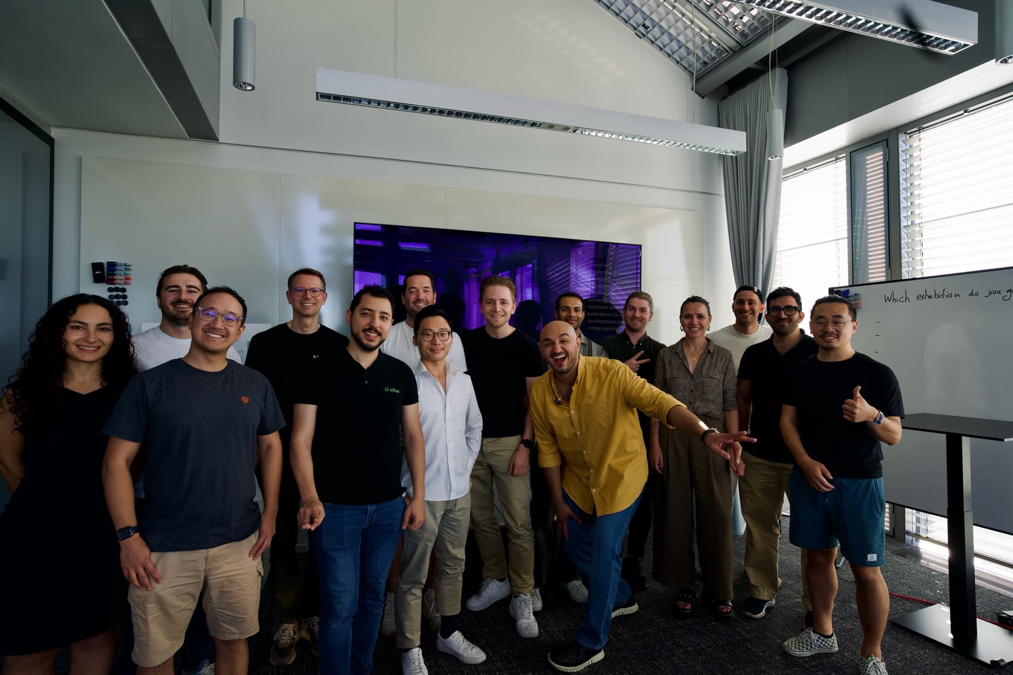 The V2 crowd of builders gathered at Flow31 in Munich